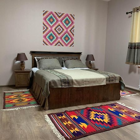 Hotel Al-Rajabiy Tashkent Luaran gambar